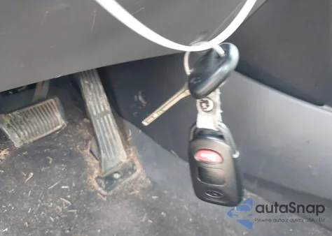 2012 Hyundai Elantra Gls (Ulsan Plant) from USA, damaged, VIN KMHDH4AE6CU332853